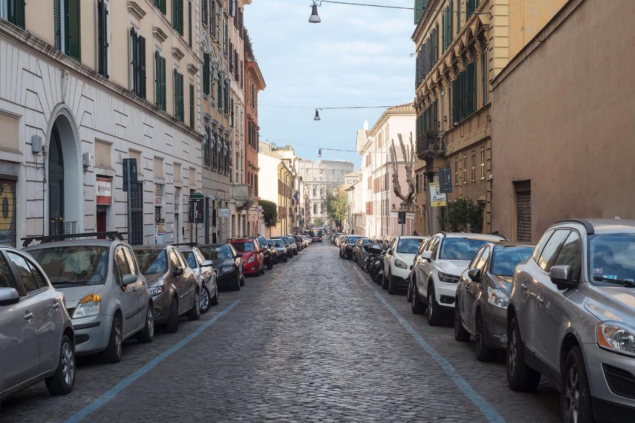 Colosseo & Colle Oppio Cozy Apartment Рим Экстерьер фото